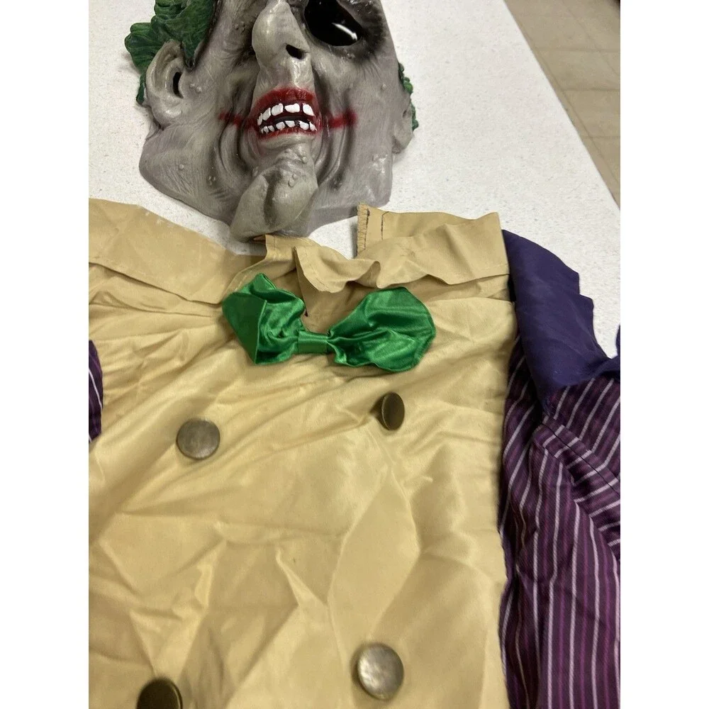 Worn once, Batman Joker 3 piece costume, The Dark Knight Trilogy, Medium - Picture 7 of 11